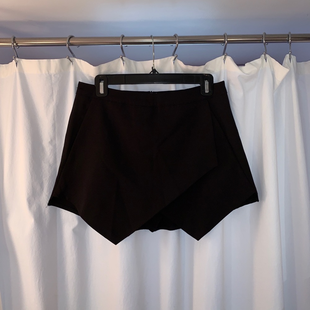 Missguided Black Skort